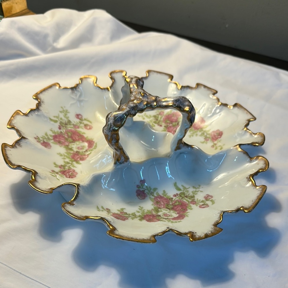 Exceptional Antique Plainmaison Limoges Franc